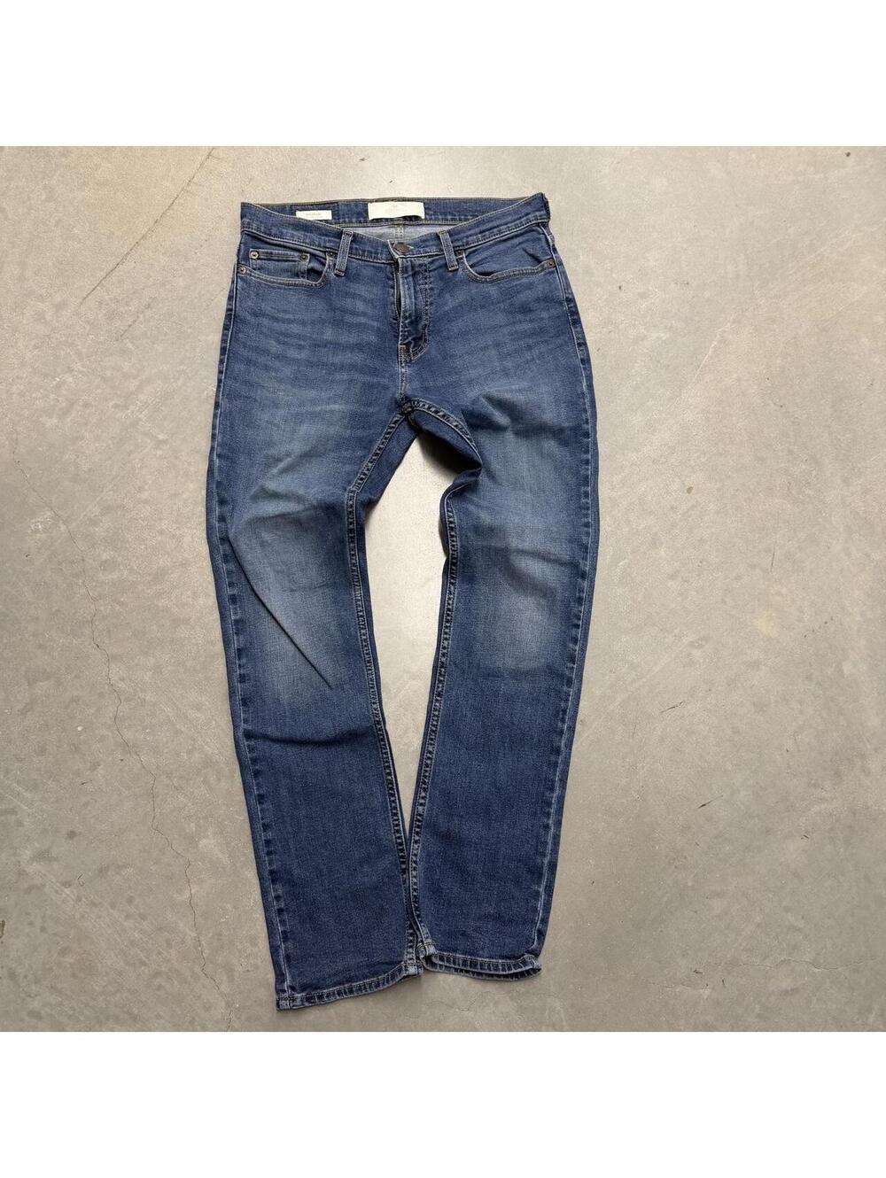 Y2K Hollister Men's Slim Straight Epic Flex Blue Jeans Sized W30 L32